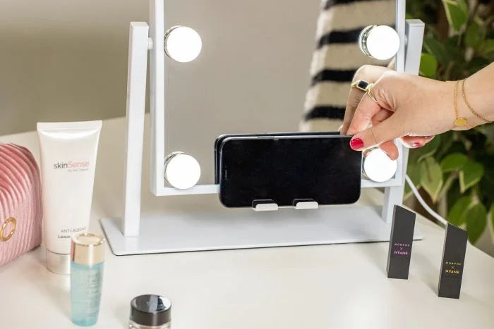 STYLPRO Glam & Groove Hollywood Vanity Music Cosmetic Mirror